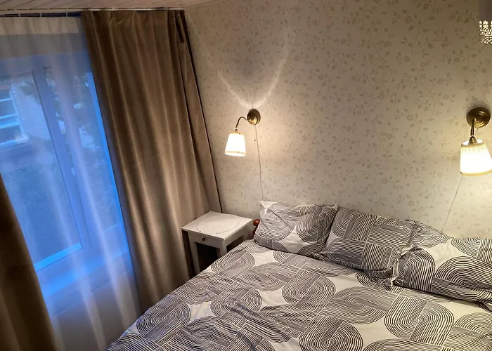 Von Aghte Contemporary *